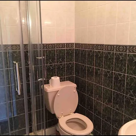 Tulfarris & Village 2 Bedroom Sleeps 4 Blessington